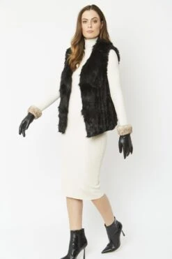 JAYLEY Black Cashmere Blend Faux Fur Gilet -Deals Plain Midis Store jayley black cashmere blend faux fur gilet p3819 58174 image