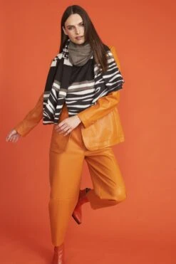 JAYLEY Black Cashmere Blend Zebra Wrap -Deals Plain Midis Store jayley black cashmere blend zebra wrap p13040 88294 image