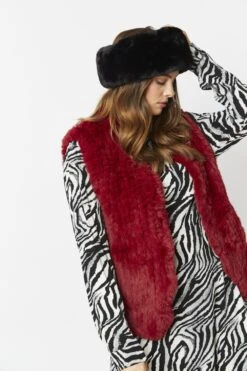 JAYLEY Black Faux Fur Headband -Deals Plain Midis Store jayley black faux fur headband p9008 49849 image