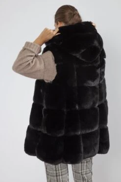 JAYLEY Black Faux Fur Long Hooded Gilet -Deals Plain Midis Store jayley black faux fur long hooded gilet p4016 58952 image