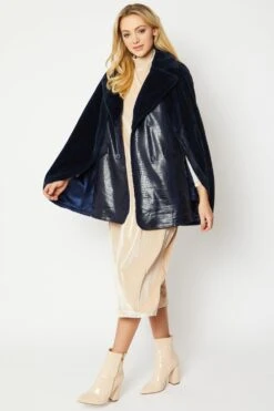 JAYLEY Blue Faux Cashmere Fur & Faux Suede Gilet & Cape 2 In 1 -Deals Plain Midis Store jayley blue faux cashmere fur faux suede gilet cape 2 in 1 p7714 46615 image