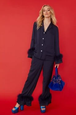 JAYLEY Blue Sequin And Faux Fur Bag -Deals Plain Midis Store jayley blue sequin and faux fur bag p11410 79508 image