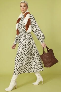 JAYLEY Brown And White Faux Fur Barber Style Scarf -Deals Plain Midis Store jayley brown and white faux fur barber style scarf p13196 89412 image