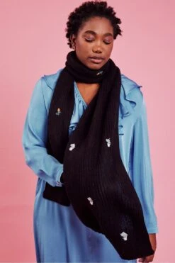 JAYLEY Cashmere Blend Knitted Cactus Embroidered Scarf