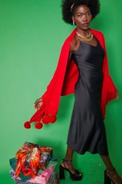 JAYLEY Cashmere Blend Wrap With Love Heart Poms In Red