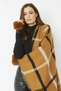 JAYLEY Chocolate Faux Fur Fingerless Gloves -Deals Plain Midis Store jayley chocolate faux fur fingerless gloves p4808 62187 image