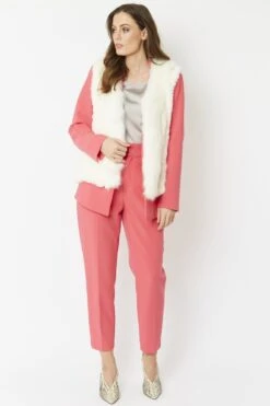 JAYLEY Cream Cashmere Blend Faux Fur Gilet -Deals Plain Midis Store jayley cream cashmere blend faux fur gilet p3820 58179 image