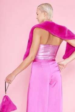 JAYLEY Faux Fur Scarf In Hot Pink -Deals Plain Midis Store jayley faux fur scarf in hot pink p12733 86253 image