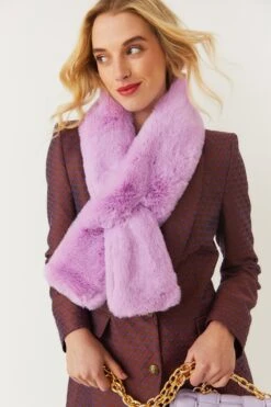 JAYLEY Faux Fur Scarf In Purple -Deals Plain Midis Store jayley faux fur scarf in purple p11184 78194 image