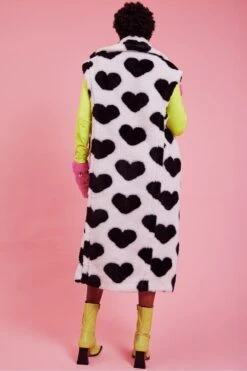 JAYLEY Faux Shearling Long Love Heart Gilet -Deals Plain Midis Store jayley faux shearling long love heart gilet p14607 96564 image