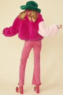 JAYLEY Green Faux Fur Oversized Hat -Deals Plain Midis Store jayley green faux fur oversized hat p12792 86676 image