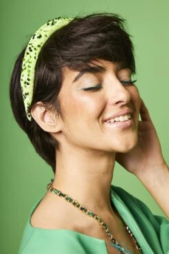 JAYLEY Green Padded Sequin Headband -Deals Plain Midis Store jayley green padded sequin headband p13514 91582 image