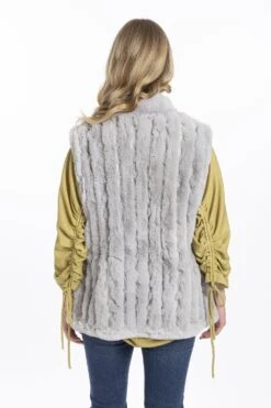 JAYLEY Grey Faux Fur Gilet -Deals Plain Midis Store jayley grey faux fur gilet p3684 57604 image