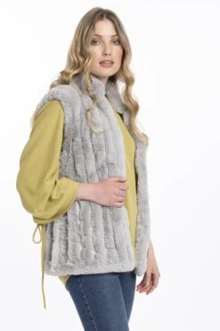 JAYLEY Grey Faux Fur Gilet -Deals Plain Midis Store jayley grey faux fur gilet p3684 57608 image