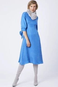 JAYLEY Grey Faux Fur Scarf -Deals Plain Midis Store jayley grey faux fur scarf p10478 54715 image