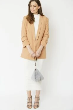 JAYLEY Grey Pyramid Faux Fur Bag -Deals Plain Midis Store jayley grey pyramid faux fur bag p4979 63248 image