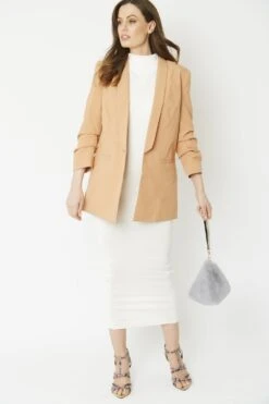 JAYLEY Grey Pyramid Faux Fur Bag -Deals Plain Midis Store jayley grey pyramid faux fur bag p4979 63249 image