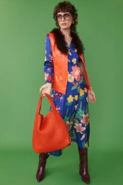 JAYLEY Hand Woven Faux Leather Bag In Red -Deals Plain Midis Store jayley hand woven faux leather bag in red p12338 84754 image