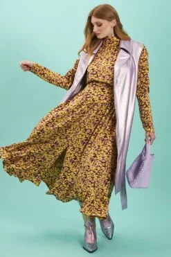 JAYLEY Lilac Faux Suede Metallic Maxi Gilet -Deals Plain Midis Store jayley lilac faux suede metallic maxi gilet p12746 86329 image