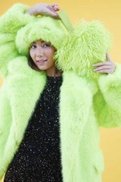 JAYLEY Lime Green Eco Bamboo Bucket Hat -Deals Plain Midis Store jayley lime green eco bamboo bucket hat p14291 93635 image