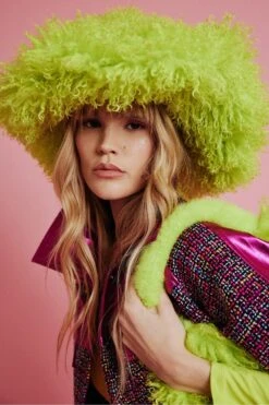 JAYLEY Lime Green Oversized Bamboo Fur Hat -Deals Plain Midis Store jayley lime green oversized bamboo fur hat p14303 93713 image