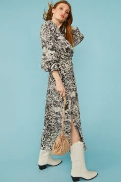 JAYLEY Maxi Grey Silk Blend Snake Print Dress -Deals Plain Midis Store jayley maxi grey silk blend snake print dress p11853 82713 image
