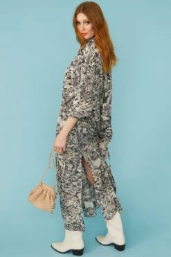 JAYLEY Maxi Grey Silk Blend Snake Print Dress -Deals Plain Midis Store jayley maxi grey silk blend snake print dress p11853 82715 image