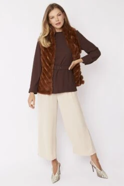 JAYLEY Mocha Faux Fur Faux Suede Diagonal Stripe Gilet -Deals Plain Midis Store jayley mocha faux fur faux suede diagonal stripe gilet p3888 58444 image