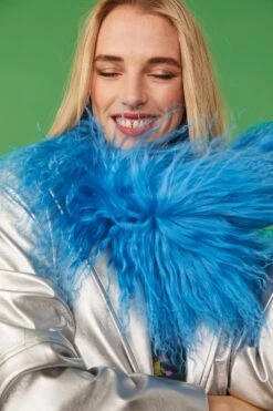 JAYLEY Mongolian Fur Collar In Blue -Deals Plain Midis Store jayley mongolian fur collar in blue p11477 79947 image