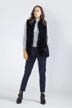 JAYLEY Navy Hand Knitted Faux Fur Gilet