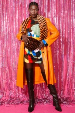 JAYLEY Orange And Black Checkered Faux Fur Scarf With Bow Detail Fastening