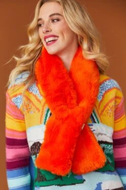 JAYLEY Orange Faux Fur Keyhole Scarf