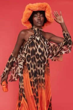 JAYLEY Orange Faux Fur Oversized Hat -Deals Plain Midis Store jayley orange faux fur oversized hat p10869 76020 image