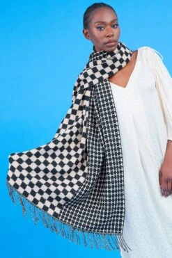JAYLEY Oversized Checkered Cashmere Scarf With Tassels