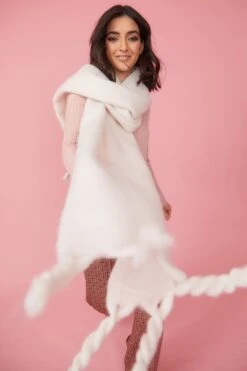 JAYLEY Oversized Cream Cashmere And Wool Scarf -Deals Plain Midis Store jayley oversized cream cashmere and wool scarf p11710 81687 image