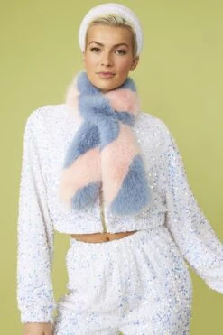 JAYLEY Pink And Blue Faux Fur Barber Style Scarf