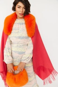 JAYLEY Pink Cashmere Wrap With Faux Fur Trim And Tassels -Deals Plain Midis Store jayley pink cashmere wrap with faux fur trim and tassels p11838 84538 image