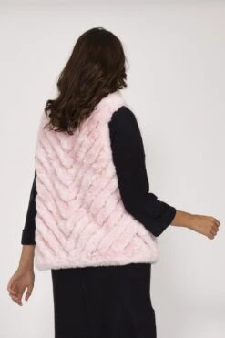JAYLEY Pink Faux Fur Faux Suede Diagonal Stripe Gilet -Deals Plain Midis Store jayley pink faux fur faux suede diagonal stripe gilet p3887 58440 image