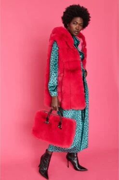 JAYLEY Pink Faux Fur Long Hooded Gilet -Deals Plain Midis Store jayley pink faux fur long hooded gilet p4021 75539 image