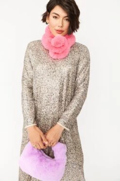 JAYLEY Pink Faux Fur Scarf -Deals Plain Midis Store jayley pink faux fur scarf p12136 83809 image