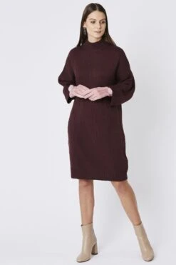 JAYLEY Pink Faux Suede Gloves With Faux Fur Pom -Deals Plain Midis Store jayley pink faux suede gloves with faux fur pom p4587 61136 image