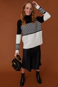 JAYLEY Quilted Black Eco Leather Clutch Bag With Chain Strap