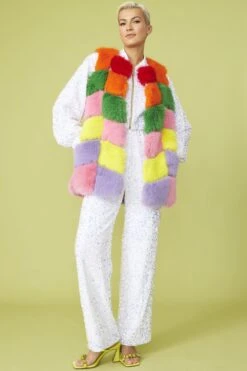 JAYLEY Rainbow Cube Faux Fur Gilet -Deals Plain Midis Store jayley rainbow cube faux fur gilet p12139 87180 image