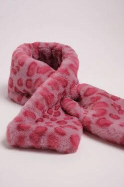 JAYLEY Red Leopard Print Faux Fur Scarf -Deals Plain Midis Store jayley red leopard print faux fur scarf p4654 61481 image
