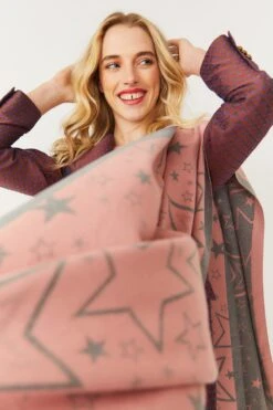 JAYLEY Star Design Cashmere Blend Scarf -Deals Plain Midis Store jayley star design cashmere blend scarf p11211 78350 image