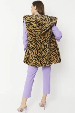 JAYLEY Tiger Print Faux Fur Hooded Gilet -Deals Plain Midis Store jayley tiger print faux fur hooded gilet p6228 70123 image