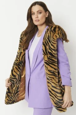 JAYLEY Tiger Print Faux Fur Hooded Gilet -Deals Plain Midis Store jayley tiger print faux fur hooded gilet p6228 70125 image