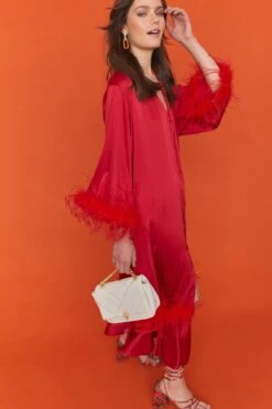 JAYLEY White Lulu Quilted Bag With Gold Chain And Snake Head Detail -Deals Plain Midis Store jayley white lulu quilted bag with gold chain and snake head detail p11677 81496 image