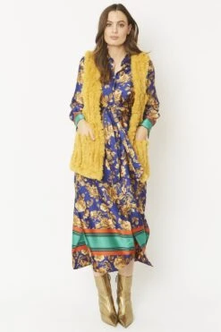 JAYLEY Yellow Faux Fur Faux Suede Vertical Stripe Gilet -Deals Plain Midis Store jayley yellow faux fur faux suede vertical stripe gilet p5273 64712 image