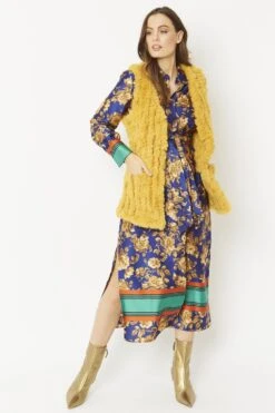 JAYLEY Yellow Faux Fur Faux Suede Vertical Stripe Gilet -Deals Plain Midis Store jayley yellow faux fur faux suede vertical stripe gilet p5273 64714 image